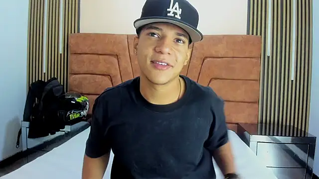 MATHY ROBERT online show from 13, 1, 2026