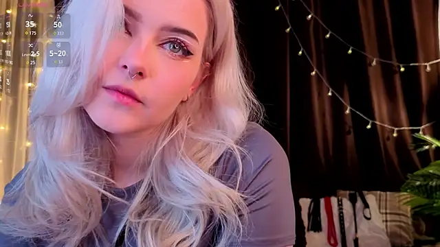 ShyniAlice online show from 27, 5, 2026
