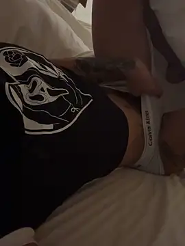 Angelasantini0 online show from 18, 4, 2026