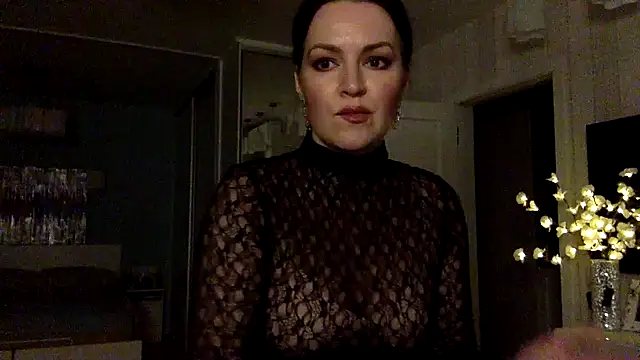 Snapshot of Ivoryne chatting on 3, 3, 2026 Ivoryne online show from 3, 3, 2026