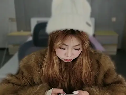 zhq2596271 online show from 15, 1, 2026