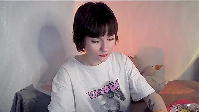 Snapshot of UwuJudy_Osas chatting on 5, 2, 2026 UwuJudy Osas online show from 5, 2, 2026