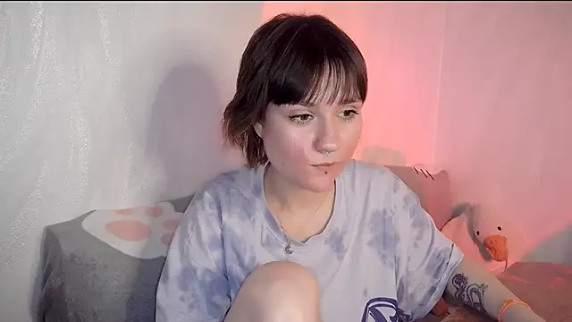 Snapshot of UwuJudy_Osas chatting on 19, 2, 2026 UwuJudy Osas online show from 19, 2, 2026