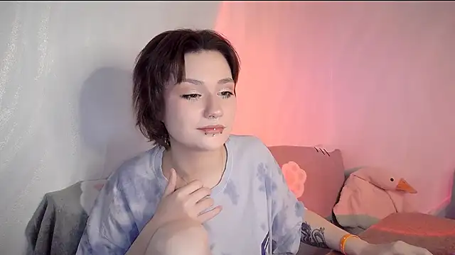 Snapshot of UwuJudy_Osas chatting on 4, 3, 2026 UwuJudy Osas online show from 4, 3, 2026