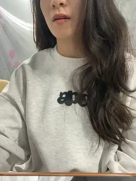 berry alma06 online show from 9, 1, 2026