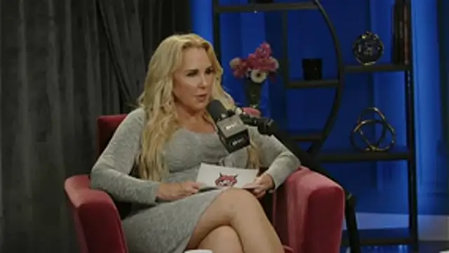 Snapshot of hollyrandall chatting on 13, 7, 2026 hollyrandall online show from 13, 7, 2026