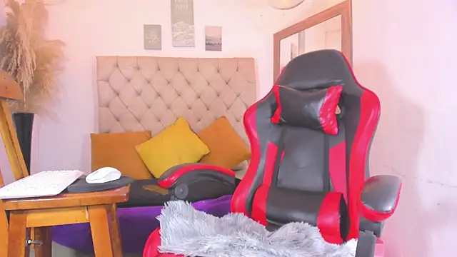 noah sthone online show from 15, 4, 2026