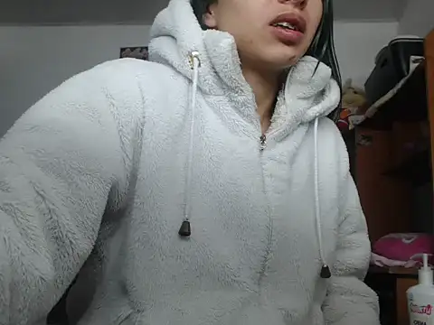 SweetCandyDemony online show from 12, 3, 2026