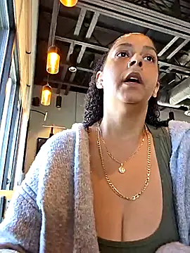 tastesosweet online show from 14, 4, 2026