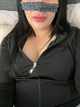 Snapshot of melissiaayzem chatting on 1, 5, 2026 melissiaayzem online show from 1, 5, 2026