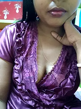 Snapshot of arushi_bb chatting on 3, 2, 2026 arushi bb online show from 3, 2, 2026