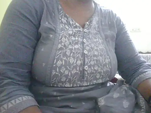 Snapshot of mohini_bhabhi chatting on 21, 5, 2026 mohini bhabhi online show from 21, 5, 2026