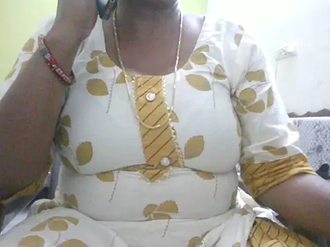 Snapshot of mohini_bhabhi chatting on 15, 6, 2026 mohini bhabhi online show from 15, 6, 2026