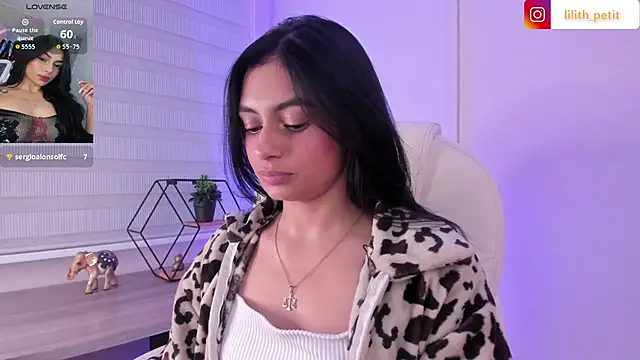 lilith petit  online show from 7, 4, 2026