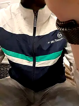 80julien online show from 2, 4, 2026