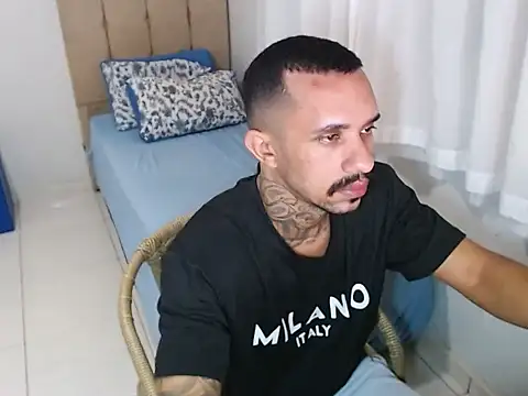 lipegonzalezz online show from 26, 2, 2026