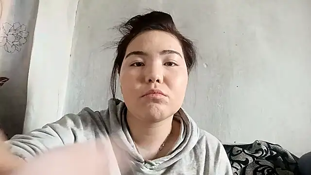 MollyAsian online show from 14, 2, 2026