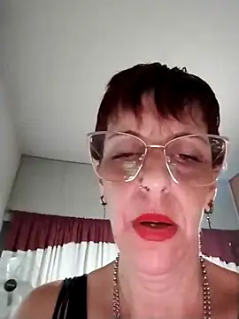 Juguetonafogosa5 online show from 24, 2, 2026