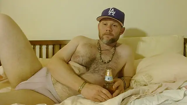 Snapshot of marcus_graves_13 chatting on 25, 5, 2026 marcus graves 13 online show from 25, 5, 2026