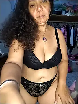 Gorditacarlota online show from 4, 3, 2026