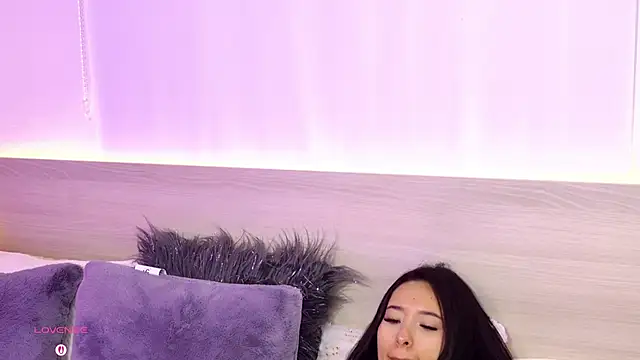 Snapshot of AliceeBloom chatting on 30, 4, 2026 AliceeBloom online show from 30, 4, 2026
