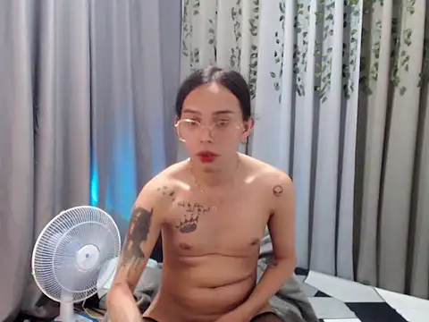 Snapshot of LOVELYMAYUMIE chatting on 14, 12, 2024 LOVELYMAYUMIE online show from 14, 12, 2024