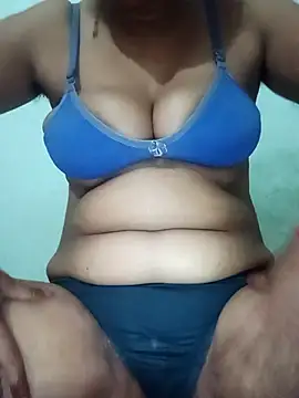 Snapshot of sexyqueen558 chatting on 12, 2, 2026 sexyqueen558 online show from 12, 2, 2026