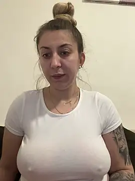 dalia0710 online show from 15, 4, 2026