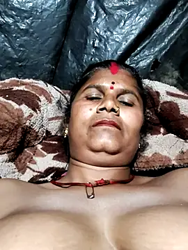 Snapshot of Hot_di97 chatting on 8, 2, 2026 Hot di97 online show from 8, 2, 2026