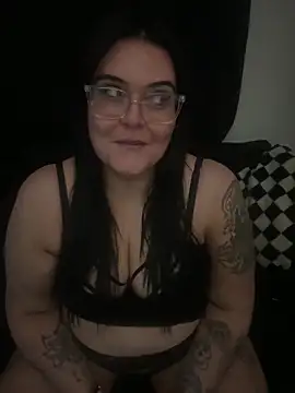 Miss CurvesXXX online show from 16, 2, 2026