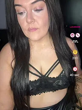 Snapshot of Miss_CurvesXXX chatting on 29, 5, 2026 Miss CurvesXXX online show from 29, 5, 2026