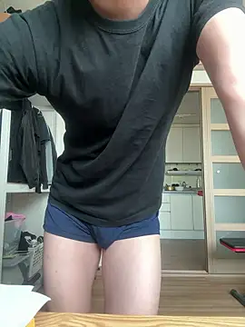 Snapshot of Alexkimsumin chatting on 10, 5, 2026 Alexkimsumin online show from 10, 5, 2026