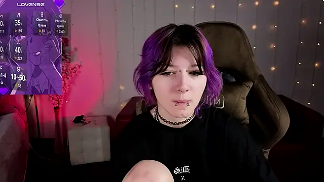 Ashley Veil online show from 7, 4, 2026