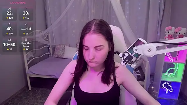 Snapshot of KiraDuvall chatting on 27, 4, 2026 KiraDuvall online show from 27, 4, 2026