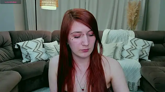 Snapshot of Polly_Sweet chatting on 7, 2, 2026 Polly Sweet online show from 7, 2, 2026