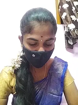 Snapshot of Tamil_Hot_RoyalQueen chatting on 21, 4, 2026 Tamil Hot RoyalQueen online show from 21, 4, 2026