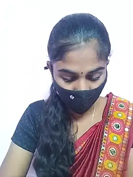 Snapshot of Tamil_Hot_RoyalQueen chatting on 23, 4, 2026 Tamil Hot RoyalQueen online show from 23, 4, 2026