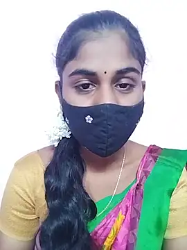 Snapshot of Tamil_Hot_RoyalQueen chatting on 26, 4, 2026 Tamil Hot RoyalQueen online show from 26, 4, 2026