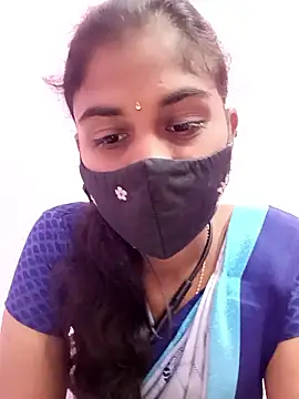 Snapshot of Tamil_Hot_RoyalQueen chatting on 18, 5, 2026 Tamil Hot RoyalQueen online show from 18, 5, 2026
