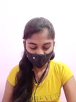 Snapshot of Tamil_Hot_RoyalQueen chatting on 31, 5, 2026 Tamil Hot RoyalQueen online show from 31, 5, 2026