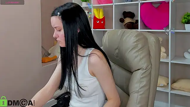 Kessi Millisis online show from 3, 2, 2026