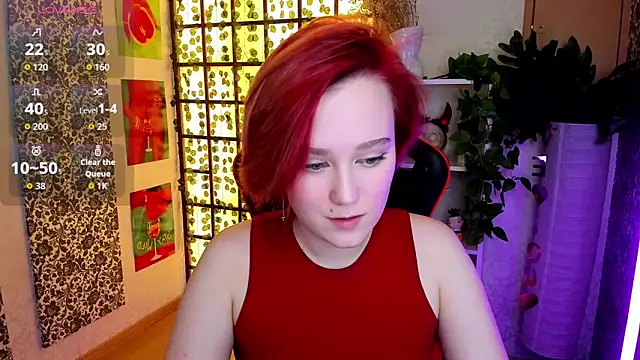 Ellie Heavenly online show from 18, 4, 2026