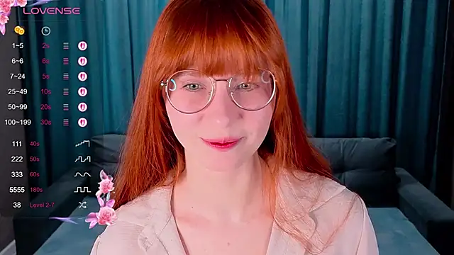 Snapshot of CatherineCummi chatting on 11, 4, 2026 CatherineCummi online show from 11, 4, 2026