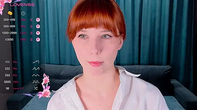 Snapshot of CatherineCummi chatting on 12, 4, 2026 CatherineCummi online show from 12, 4, 2026