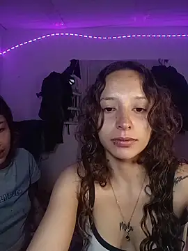 Snapshot of AlexxaAndRileyy chatting on 29, 6, 2026 AlexxaAndRileyy online show from 29, 6, 2026