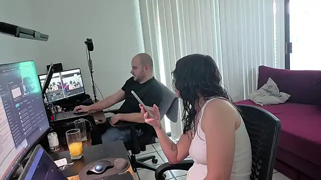 lustfulc99 online show from 7, 4, 2026