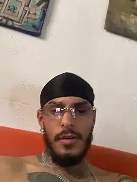 liyamjunior online show from 9, 2, 2026