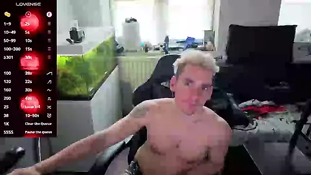 Rayzel White online show from 9, 5, 2026