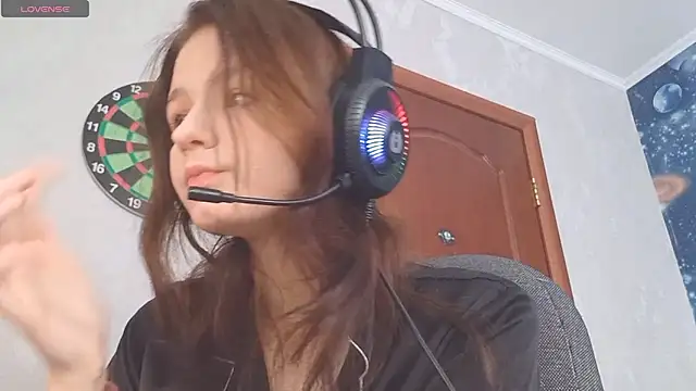 Snapshot of GameToiler chatting on 18, 4, 2026 GameToiler online show from 18, 4, 2026