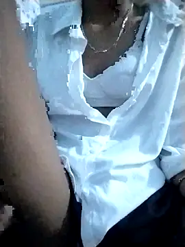 Lisa xx2 online show from 1, 2, 2026